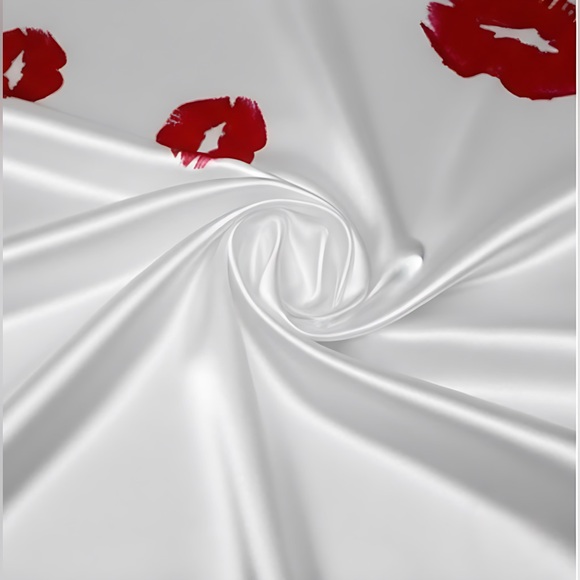 Satin Lips Cami And Long Pants Pyjama Set White - Picture 4 of 6